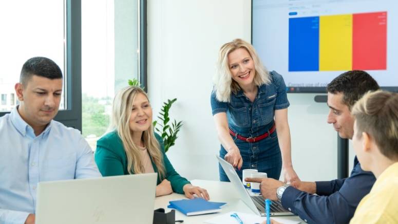 Image Gallery Item_Conference Room